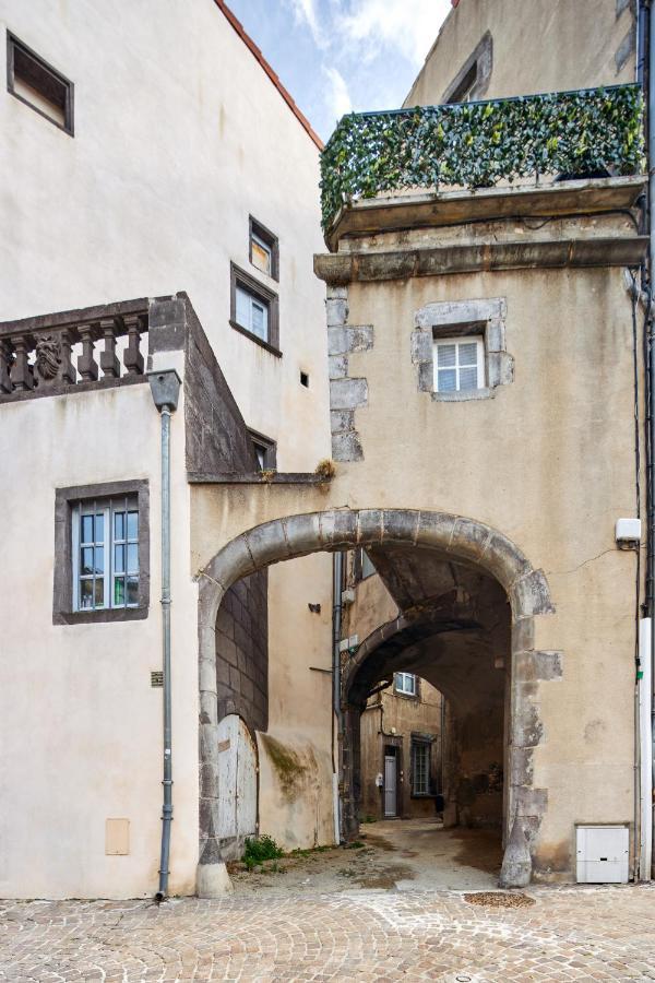 Charmant Studio, Au Coeur De La Ville De Riom Extérieur photo