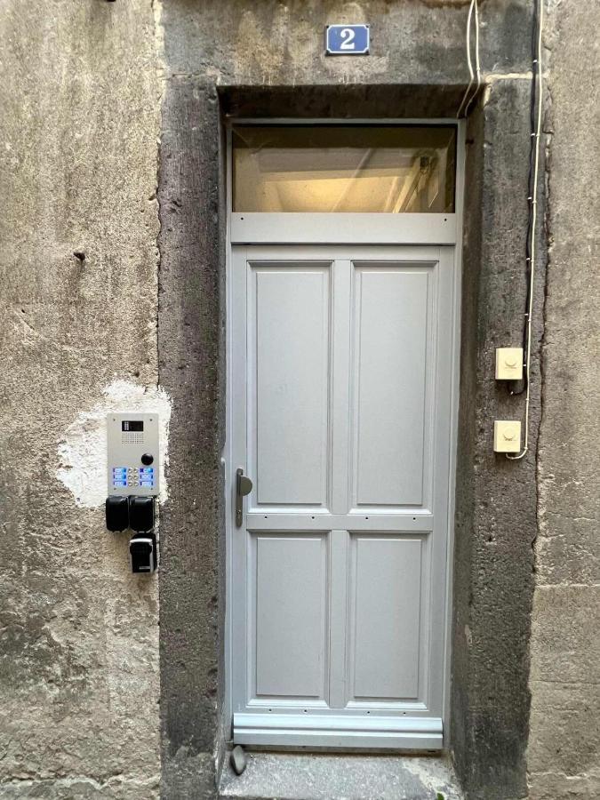 Charmant Studio, Au Coeur De La Ville De Riom Extérieur photo